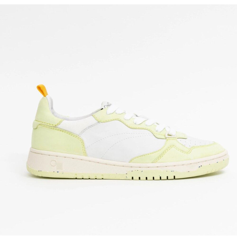 Women's Oncept Phoenix Sneakers Size 9.5  Cool Matcha